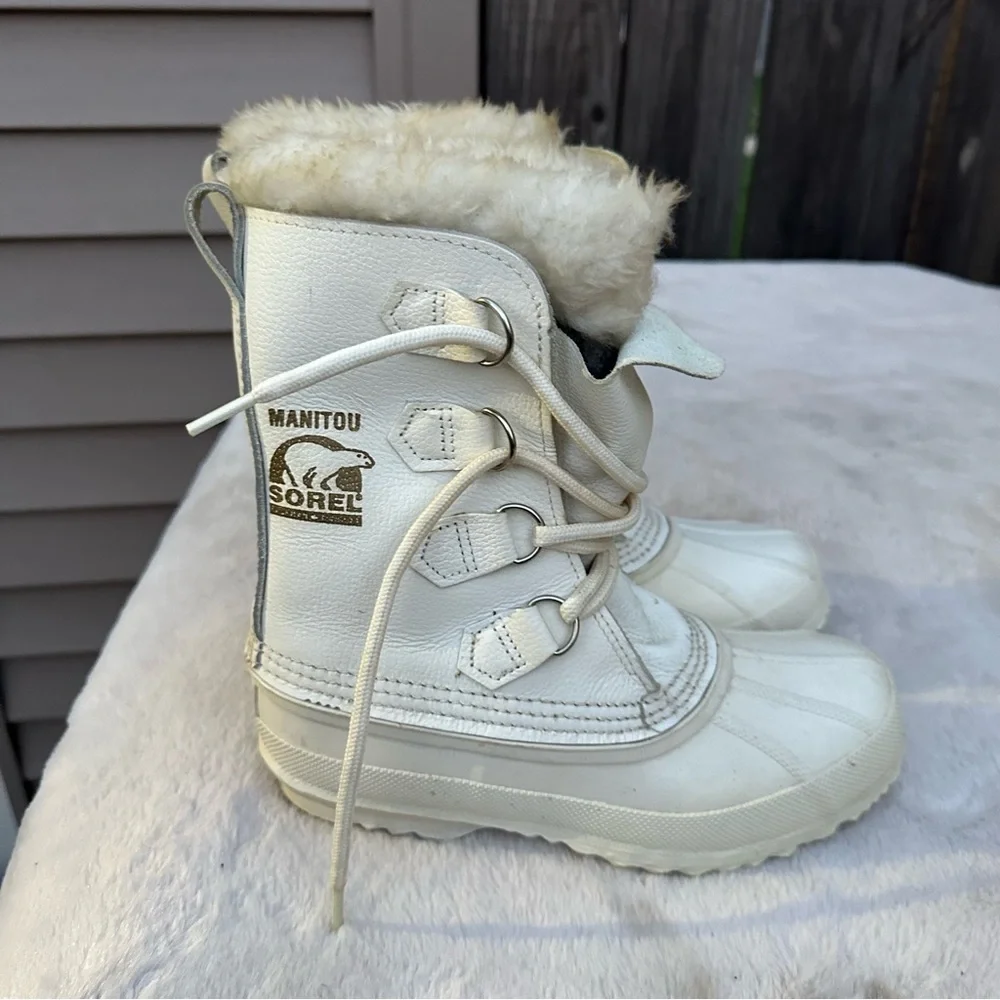 Vintage Sorel Cream Winter Boots Size 5